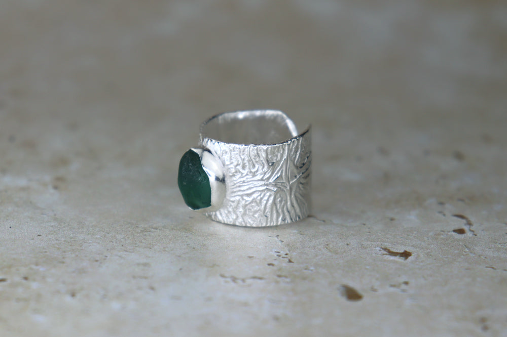 UK Size M Reticulated Welsh Sea Glass Ring