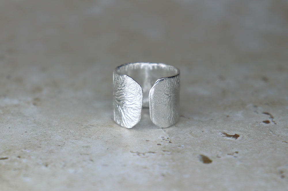 UK Size M Reticulated Welsh Sea Glass Ring