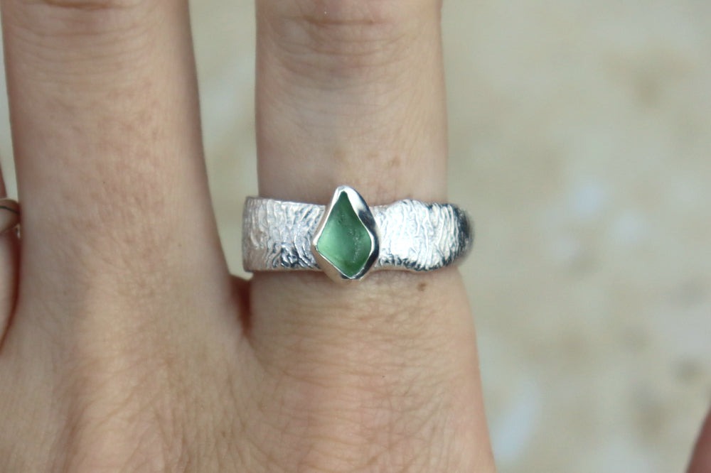 UK Size S Reticulated Welsh Sea Glass Ring