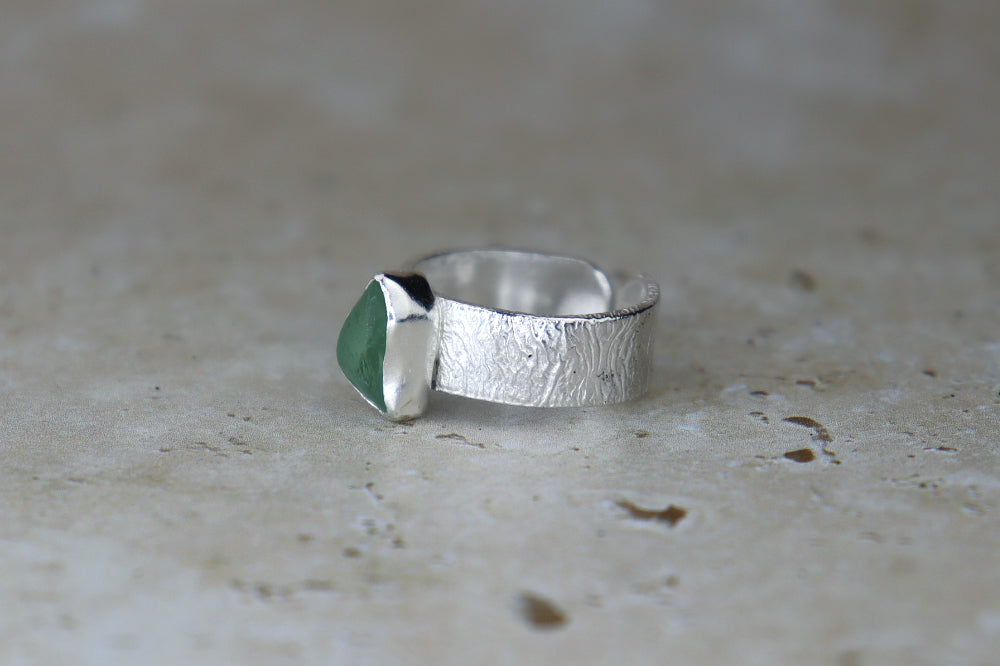 UK Size M Reticulated Welsh Sea Glass Ring
