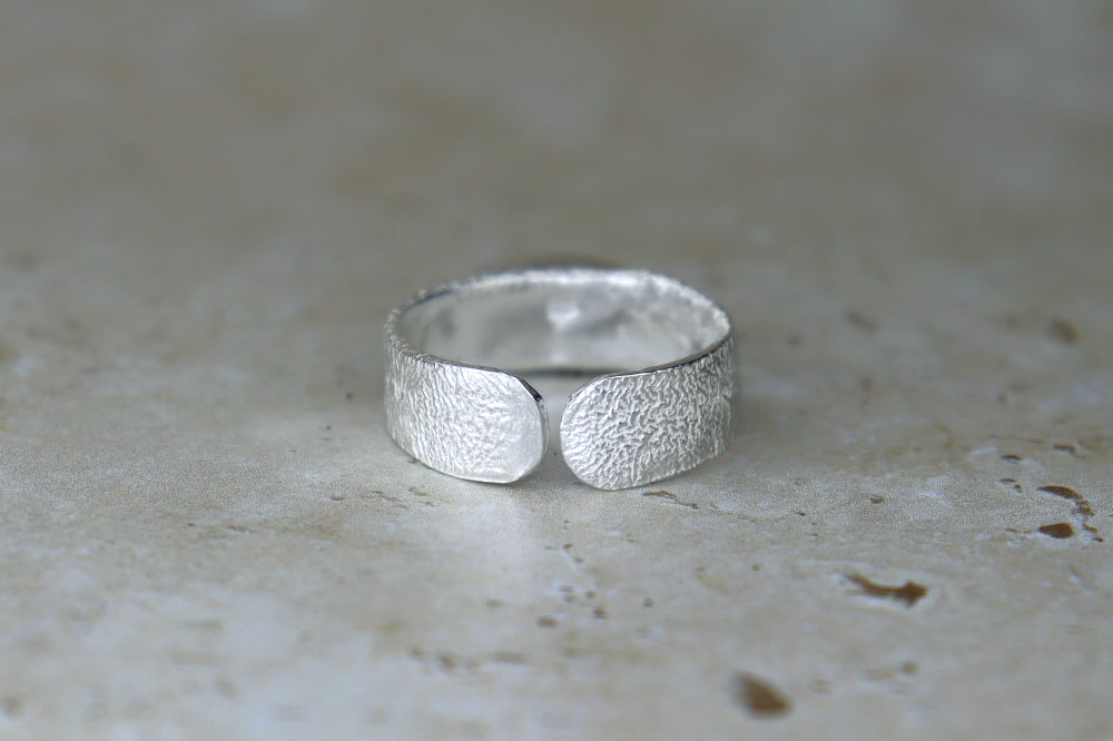 UK Size W Reticulated Welsh Sea Glass Ring