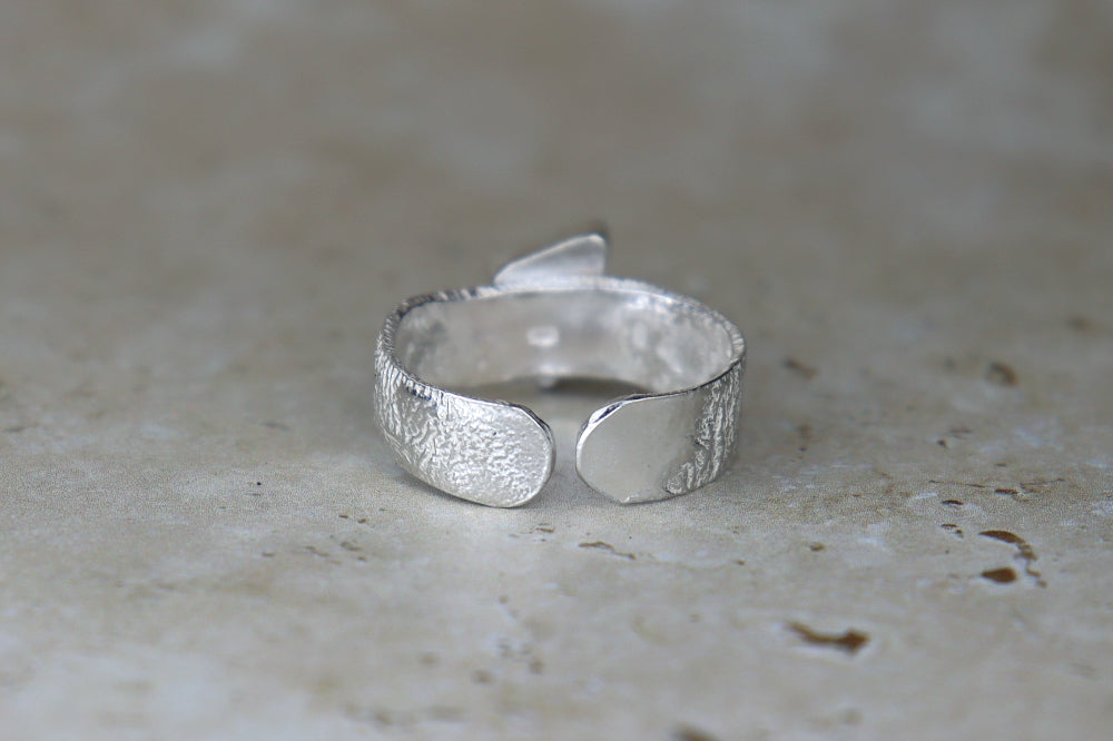 UK Size X Reticulated Welsh Sea Glass Ring