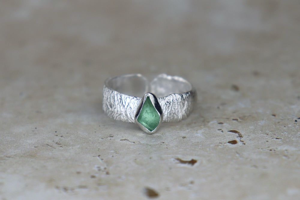 UK Size S Reticulated Welsh Sea Glass Ring