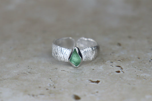 UK Size S Reticulated Welsh Sea Glass Ring