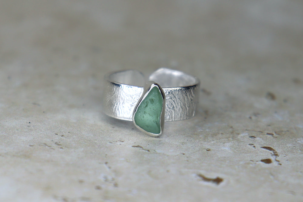 UK Size M Reticulated Welsh Sea Glass Ring