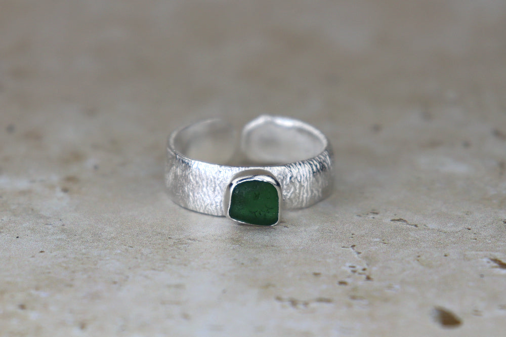 UK Size S Reticulated Welsh Sea Glass Ring
