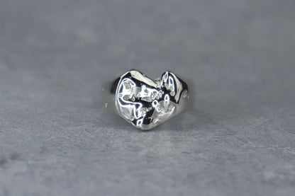 UK Size V/W Welsh Signet Ring