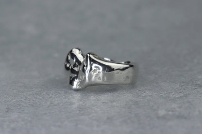 UK Size V/W Welsh Signet Ring