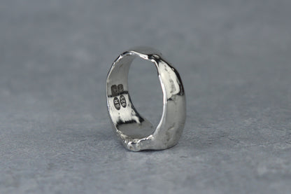 UK Size V/W Welsh Signet Ring