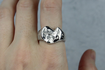 UK Size V/W Welsh Signet Ring