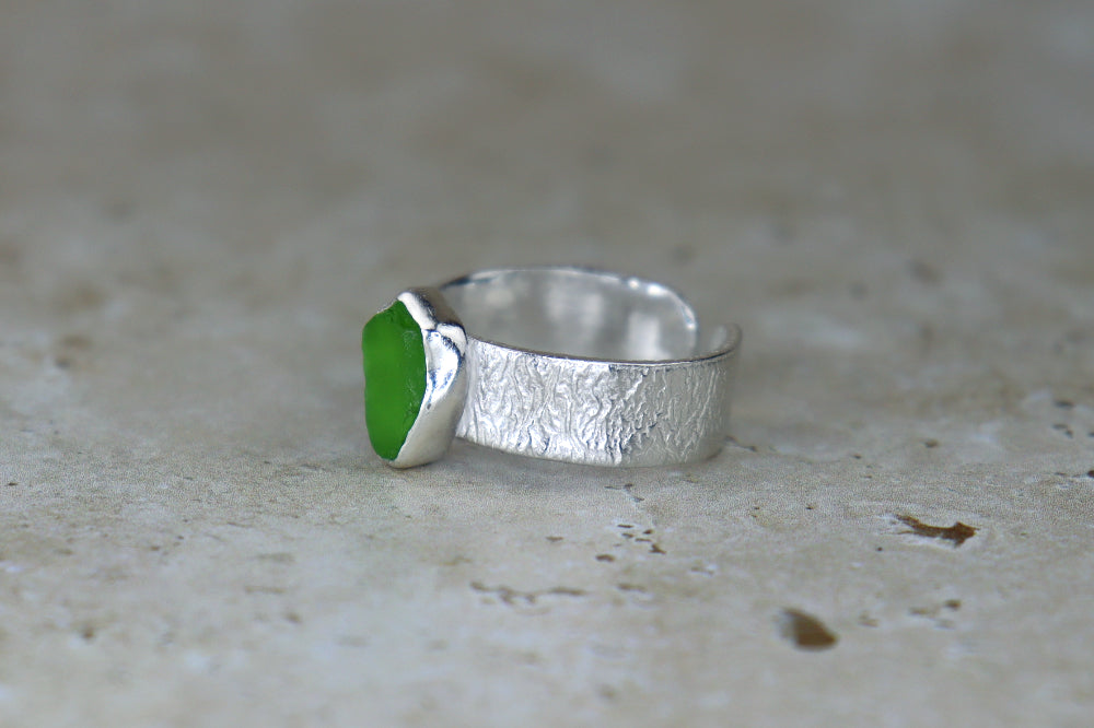 UK Size R Reticulated Welsh Sea Glass Ring